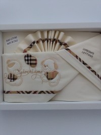 Immagine corredino lettino in cotone giochiamo