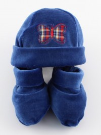 Immagine cappello e scarpine ciniglia farfalla