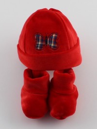 Immagine cappello e scarpine ciniglia farfalla