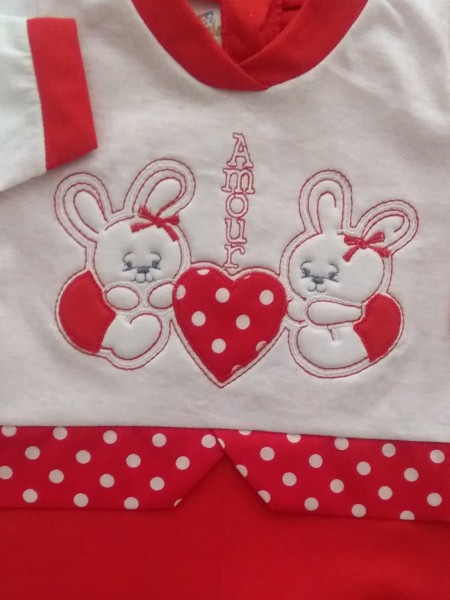 immagine tutina conigliette AMOUR 3