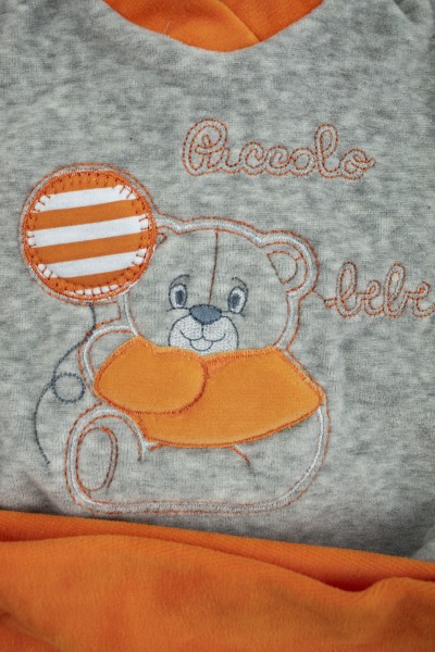 Tutina completo  clinica in ciniglia piccolo bebe. 2