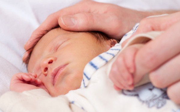 Com'è la pelle del neonato appena nato?