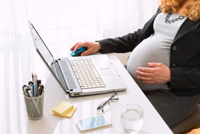 Mamme al lavoro fino al parto, Giuseppe Battagliarin: Non fate le superdonne. Lavorare fino al 9° mese non è una conquista